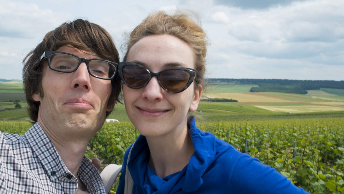 We zijn eerst een paar dagen in de Champagne geweest. Je weet wel, waar dat drankje gemaakt wordt.